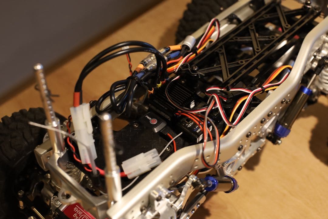 タミヤCR-01 ウニモグ406 1/10RC 4WS仕様 カスタム