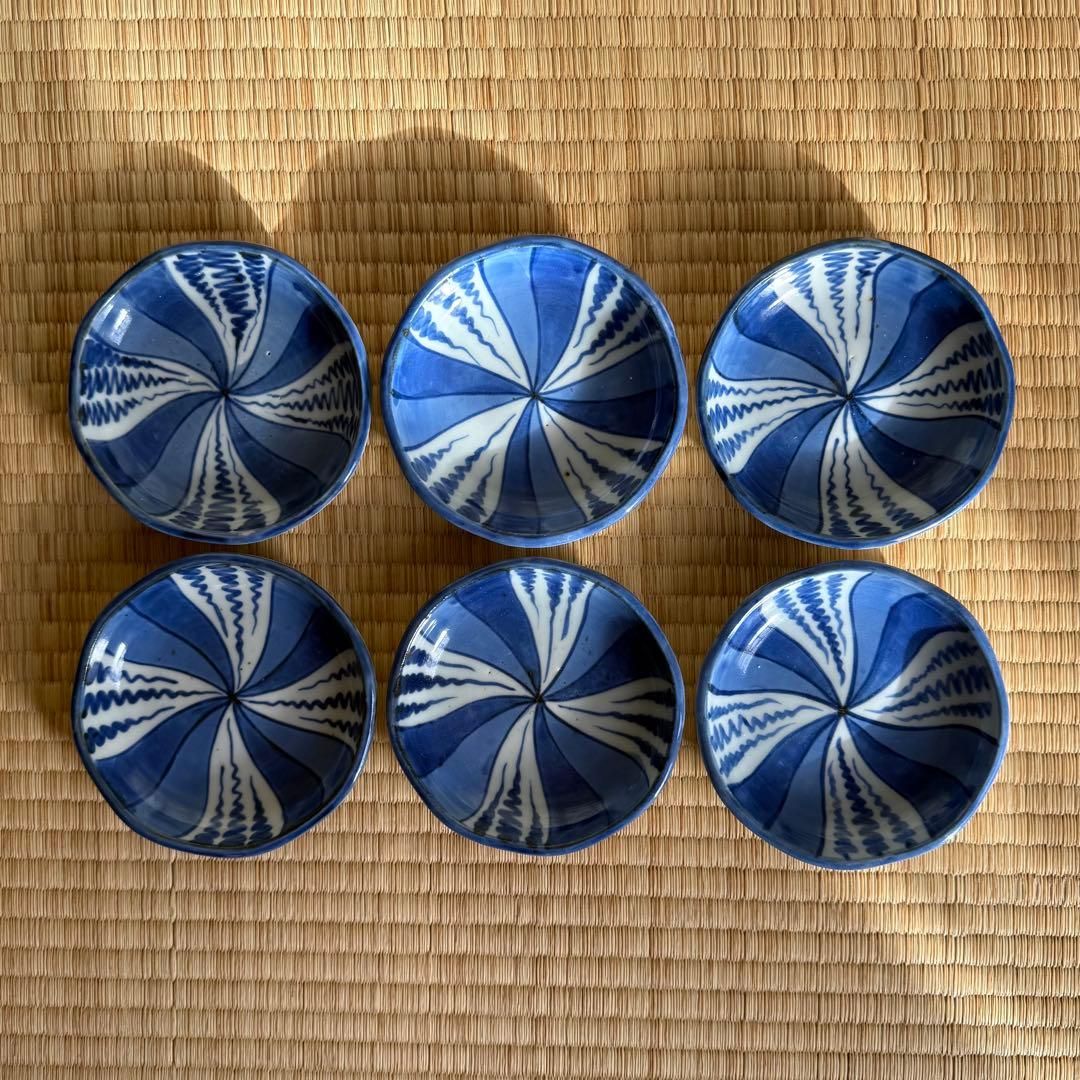 古伊万里 染付 捻り文 小皿 江戸時代 古染付 古波佐見 古美術 骨董 民藝