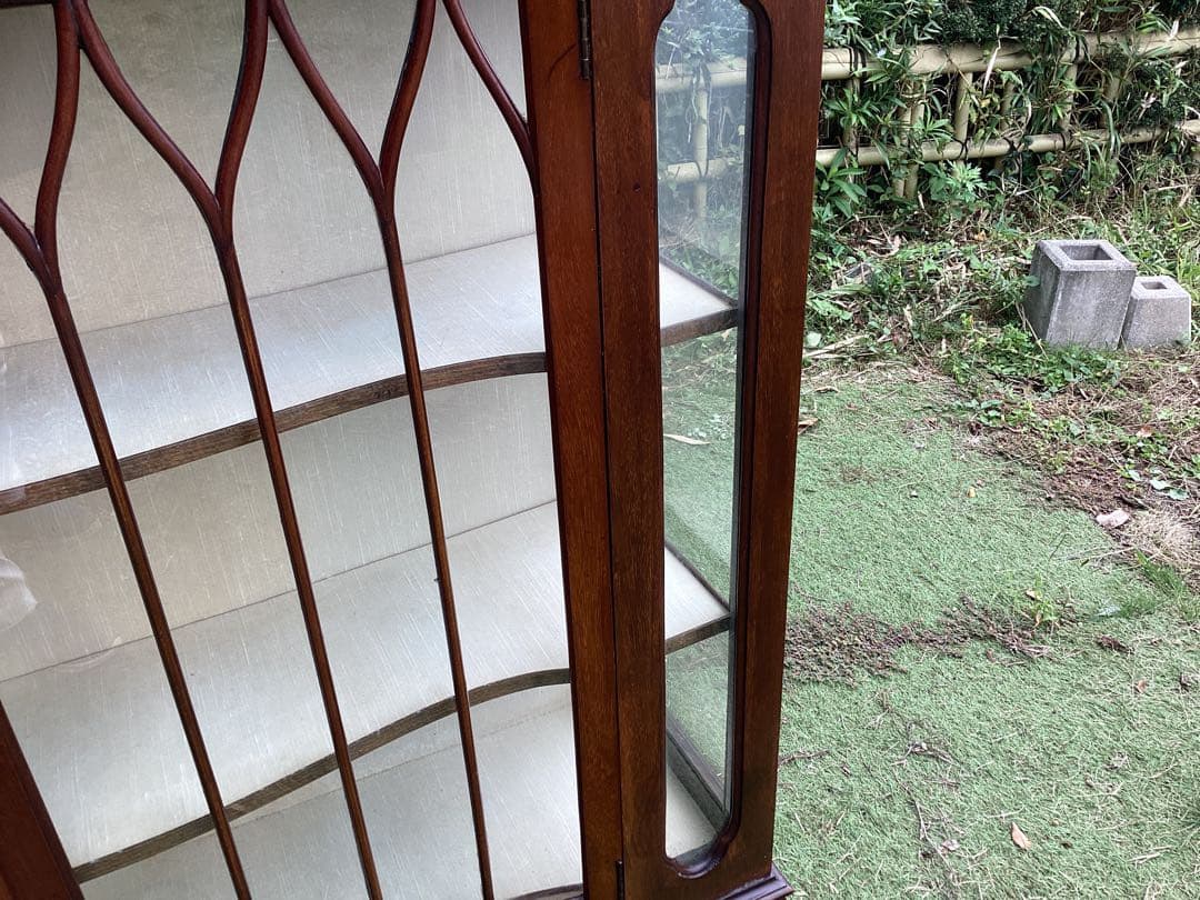 [たーぼう] イギリスアンティーク　キャビネット　ショーケース