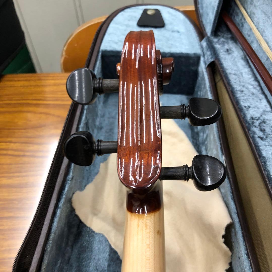 Universal Violin 4/4 ケース、弓付き