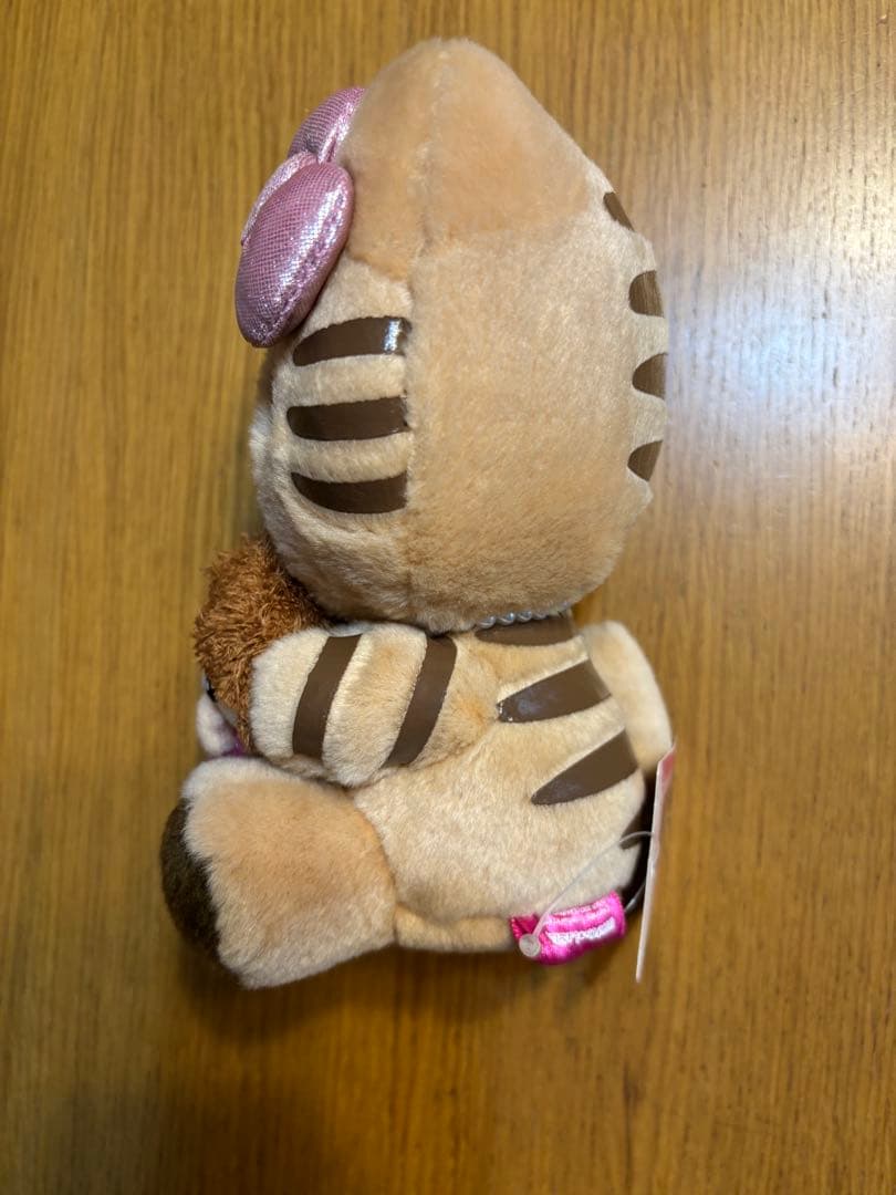 タグ付き　キティちゃん　ぬいぐるみ しょこたん　コラボ