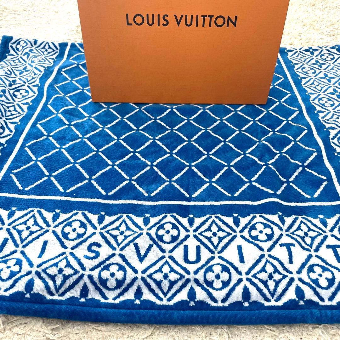 【未使用 保管品】 ルイヴィトン モノグラム フラワータイル 大判 タオル 箱付