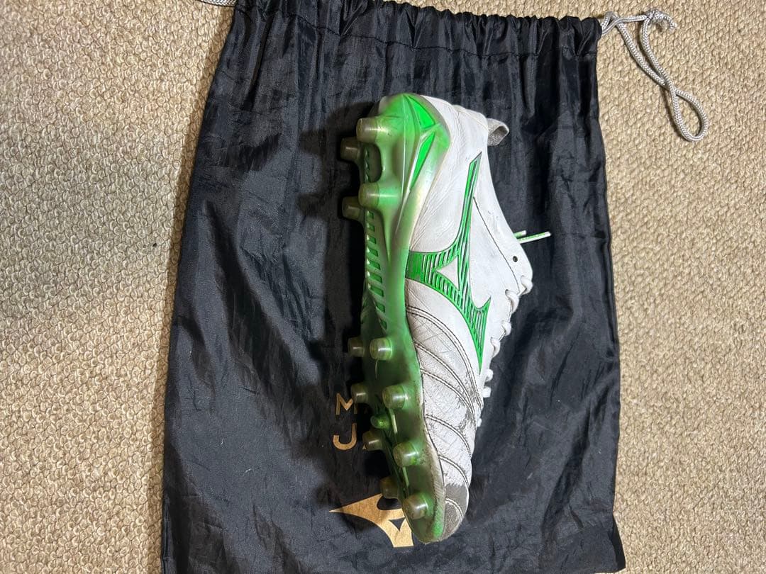 ミズノ モレリアネオ4 【限定色】25cm シューズケース付き