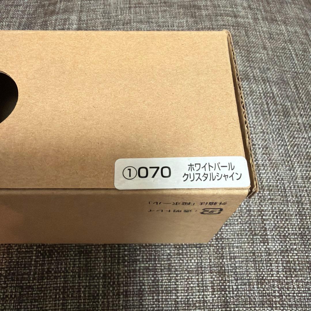 トヨタ　Esquire カラーサンプル