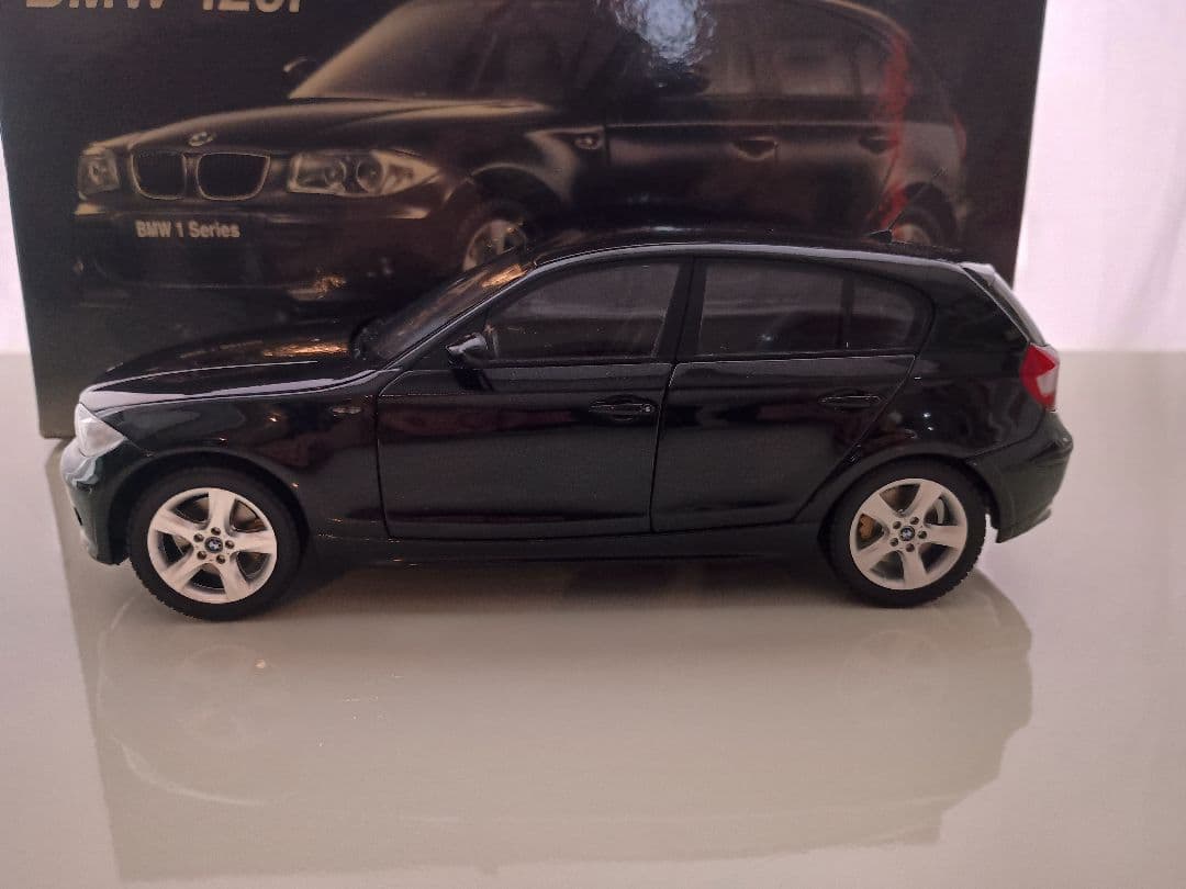 京商 kyosho  120i 1シリーズ E87 Black 1/18