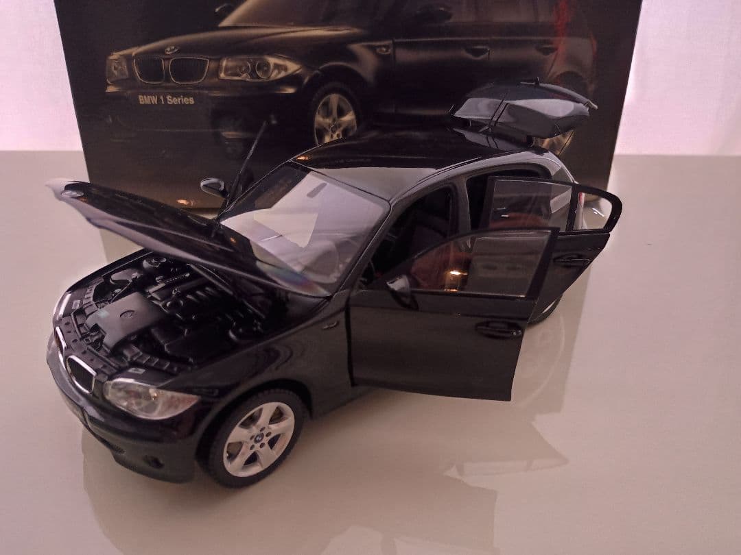 京商 kyosho  120i 1シリーズ E87 Black 1/18