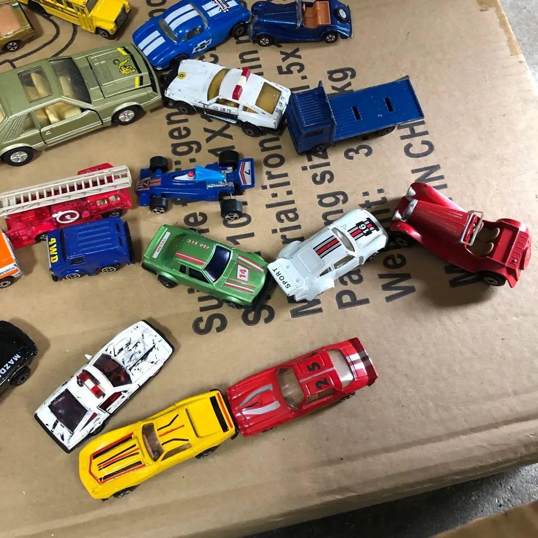 ミニカーセット 多彩な色と種類　単品売り可能　とりあえずの価格設定です