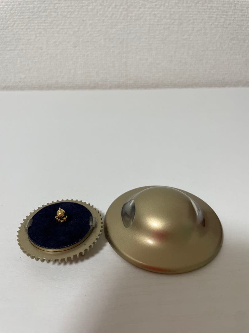 日清カップヌードル純金K24 UFO宇宙人　すごいぞU.Tフィギュア