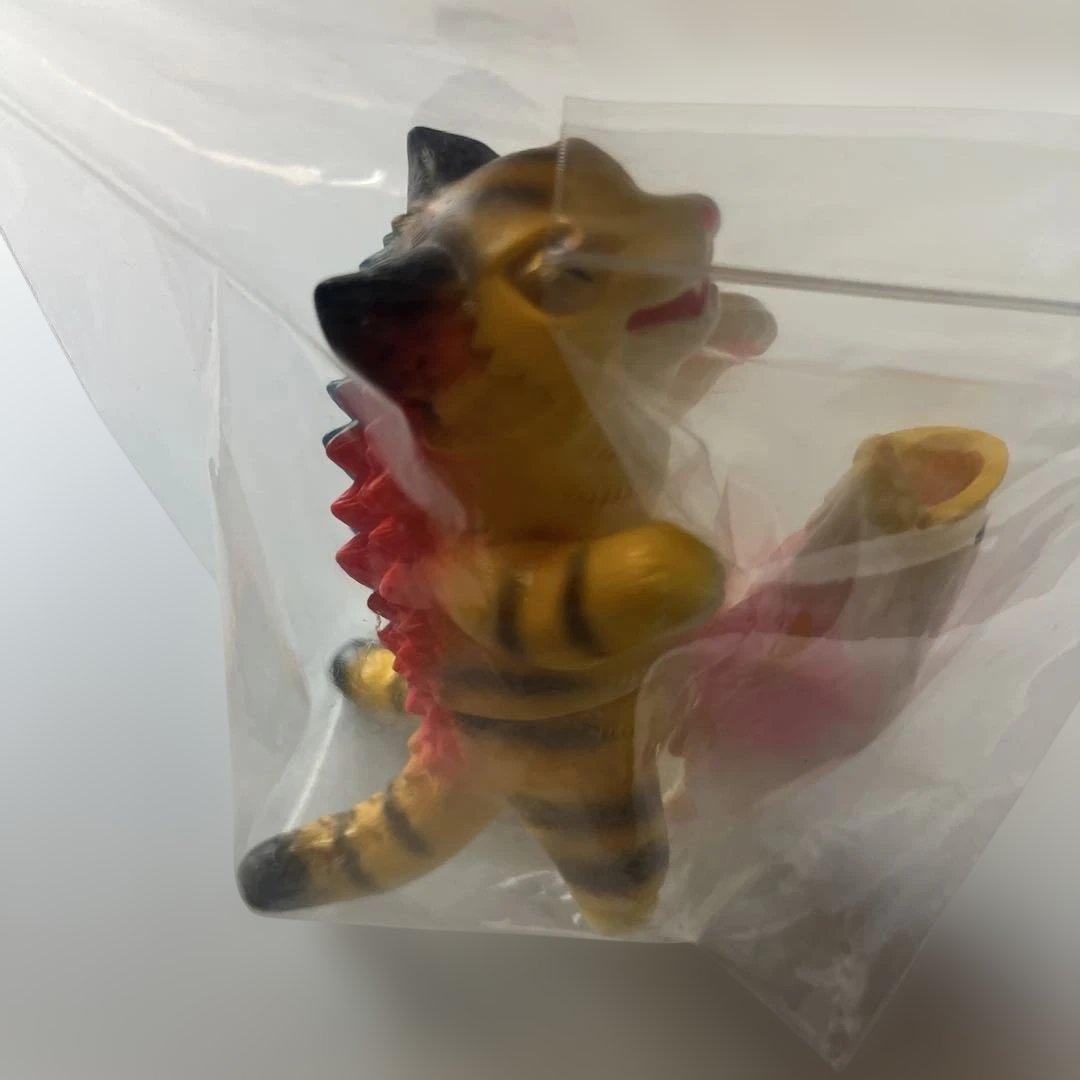 とらちゃん　ネゴラ maxtoy マックストイ　negora フィギュア　ソフビ