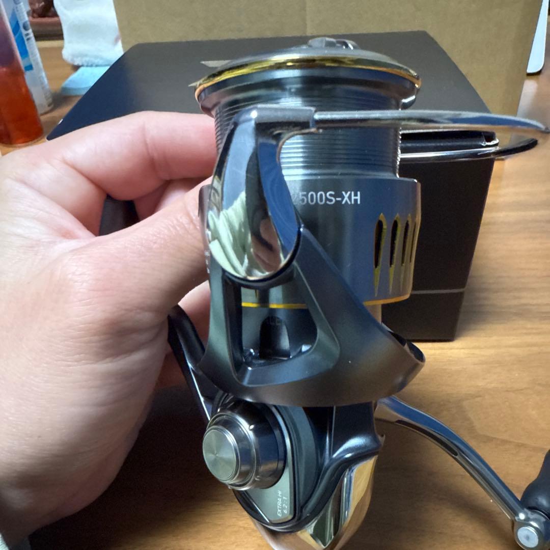 リール Daiwa AIRITY LT2500S-XH