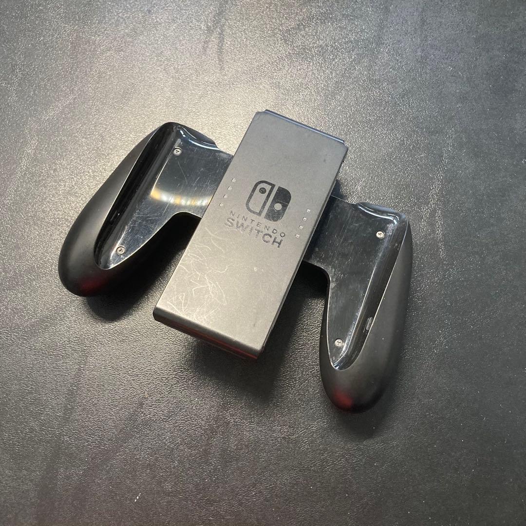 おまけ付Nintendo Switch 本体 + スプラトゥーンamiibo3体