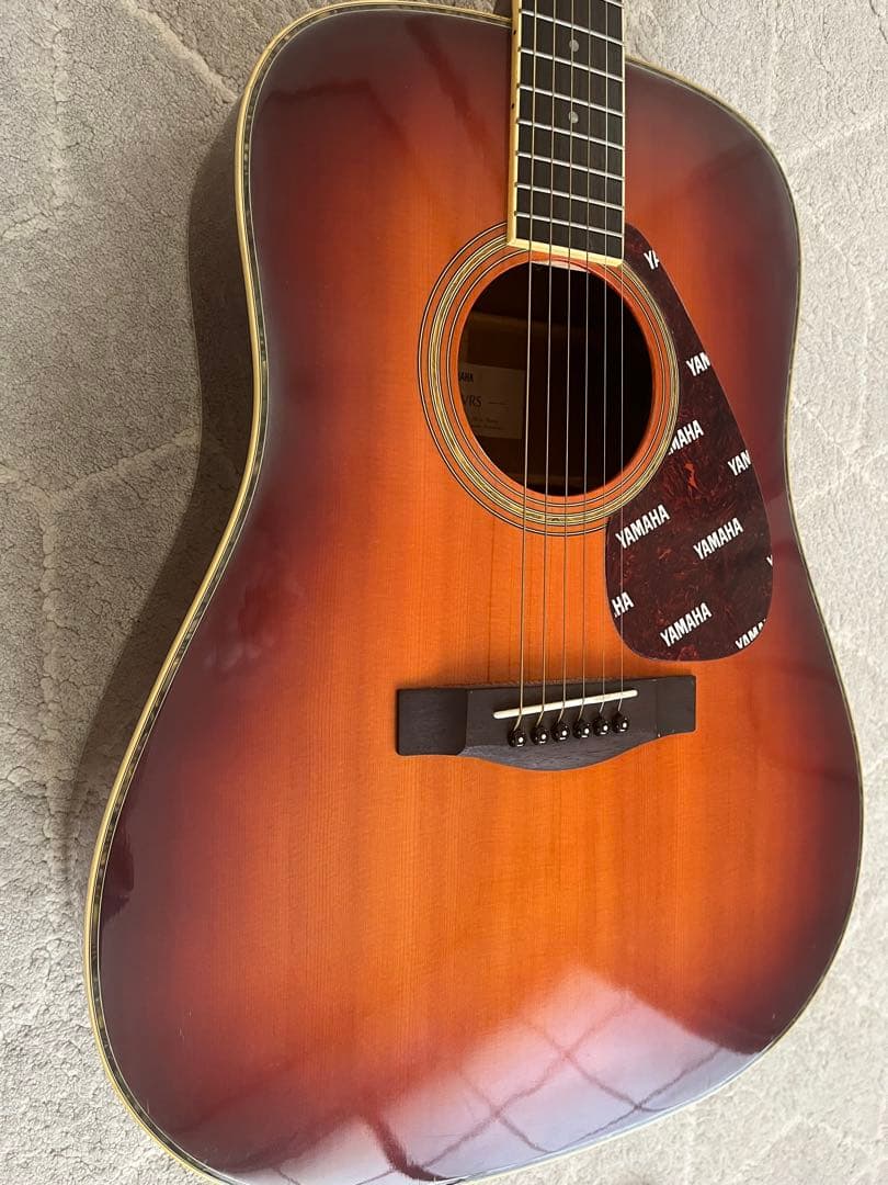 ヤマハ『DW-8VRS』ギター