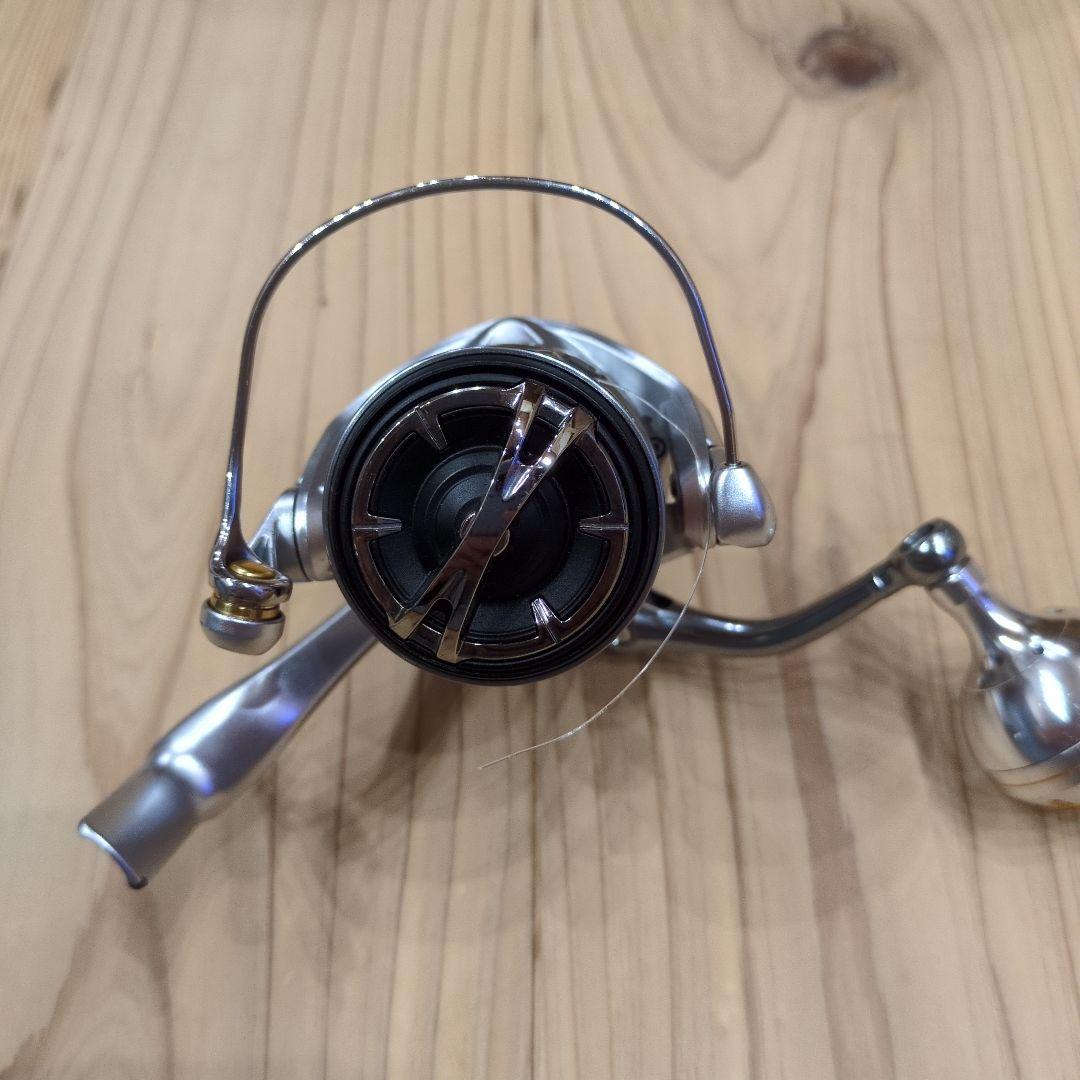 週末限定値下げ SHIMANO STRADIC 3000MOD スピニングリール