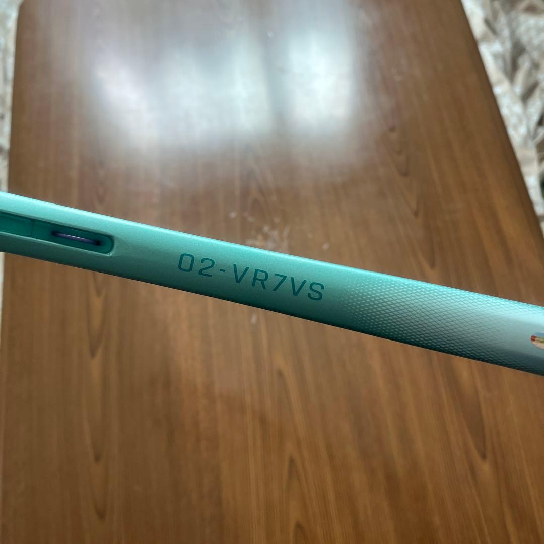 ほぼ新品！早い者勝ち！YONEX ボルトレイジ7 新色