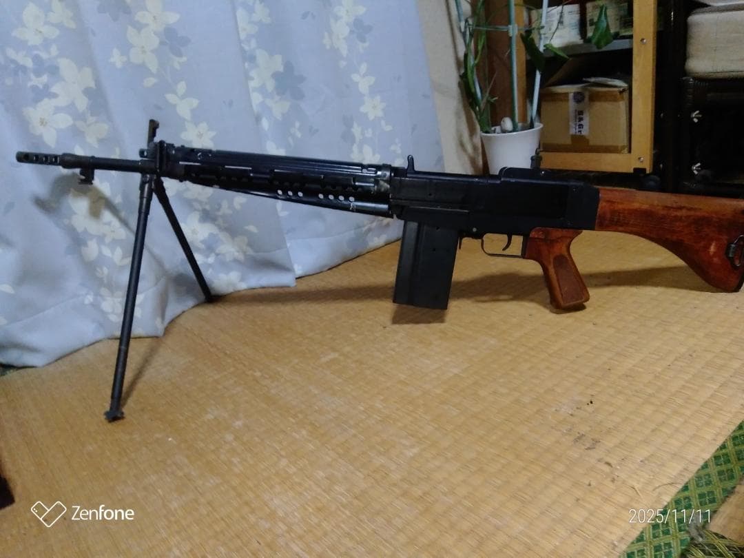 64式　エアソフトライフル バイポッド付き