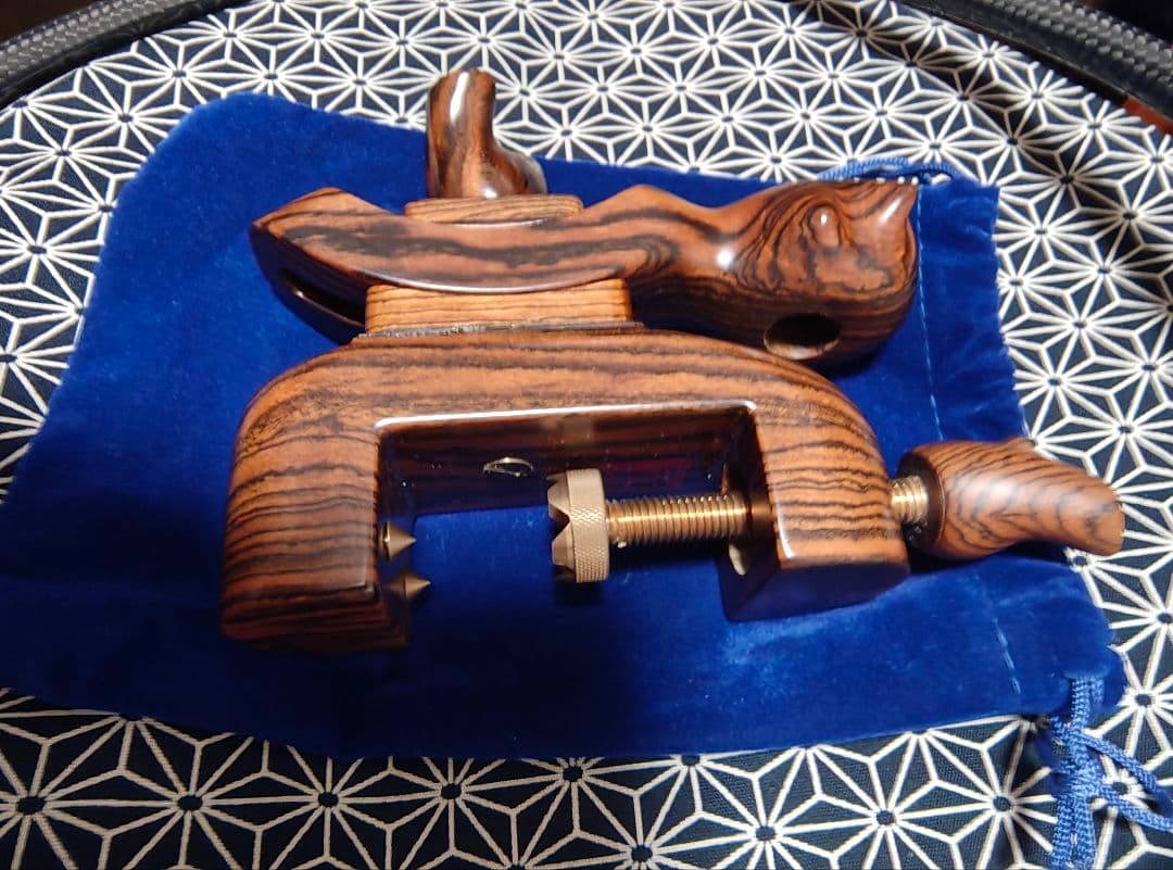 匠絆 かちどき　Yパープル　万力付き　どちらも未使用