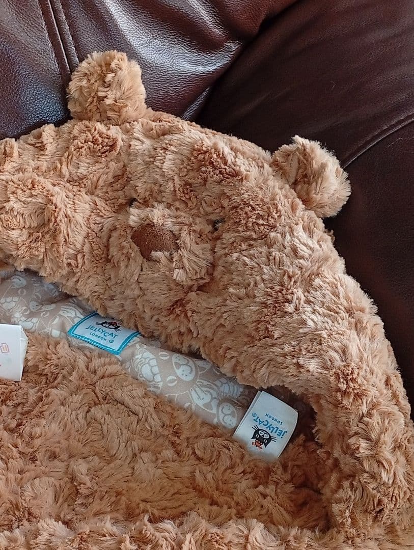  Bartholomew Bear Bundlesnugマフラー