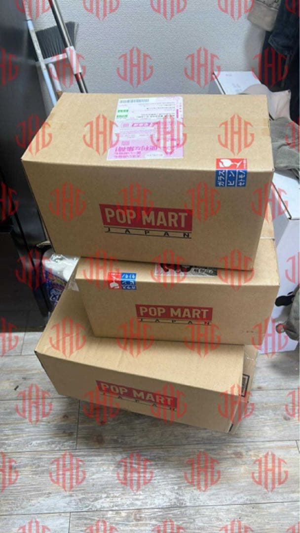 LABUBU THE MONSTERS Big into Energyぬいぐるみ