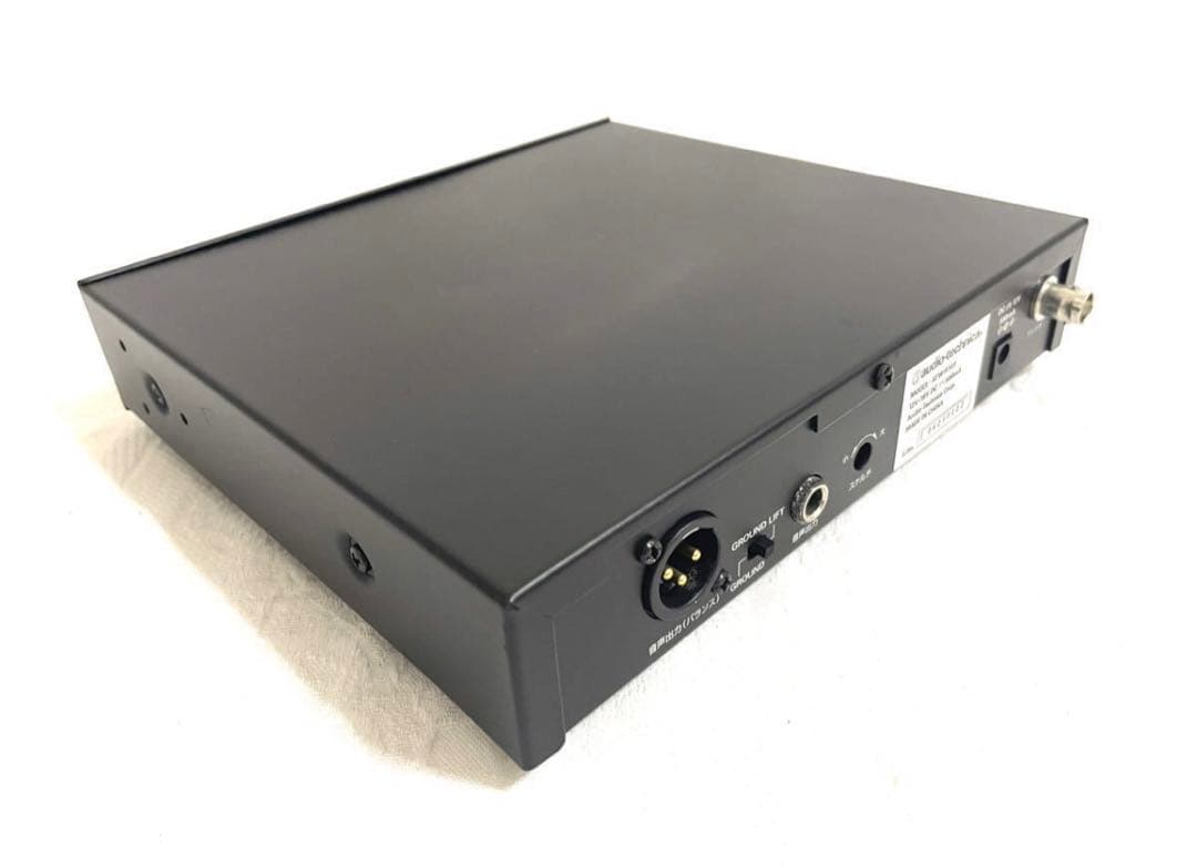 Audio Technica　UHFワイヤレスレシーバー ATW-R103