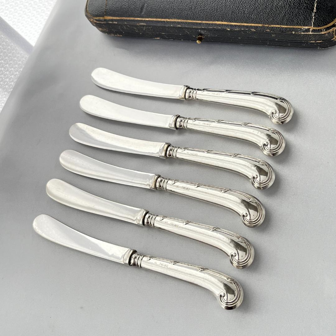 【Yates Brothers】 【純銀ハンドル】 ロココのティーナイフ