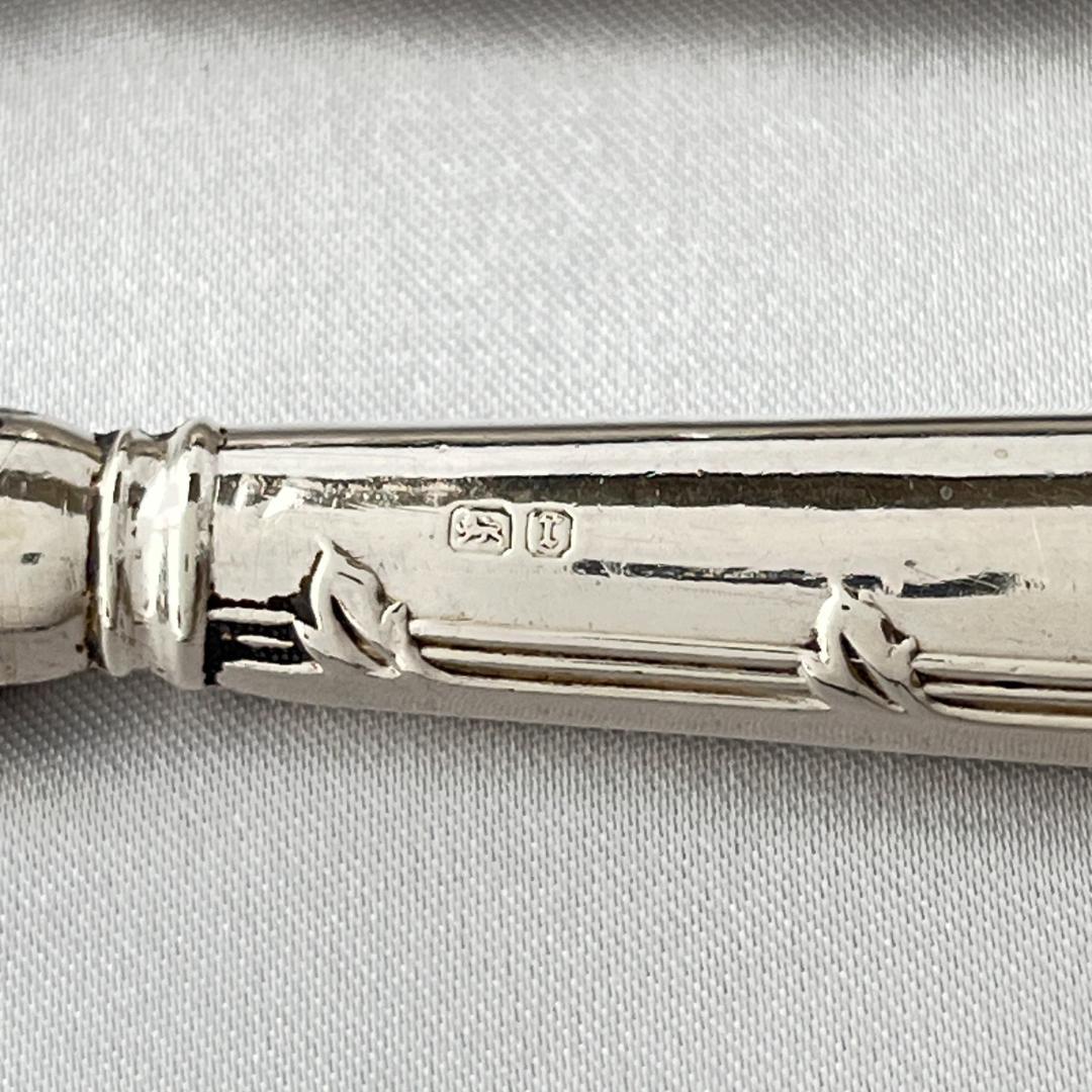 【Yates Brothers】 【純銀ハンドル】 ロココのティーナイフ