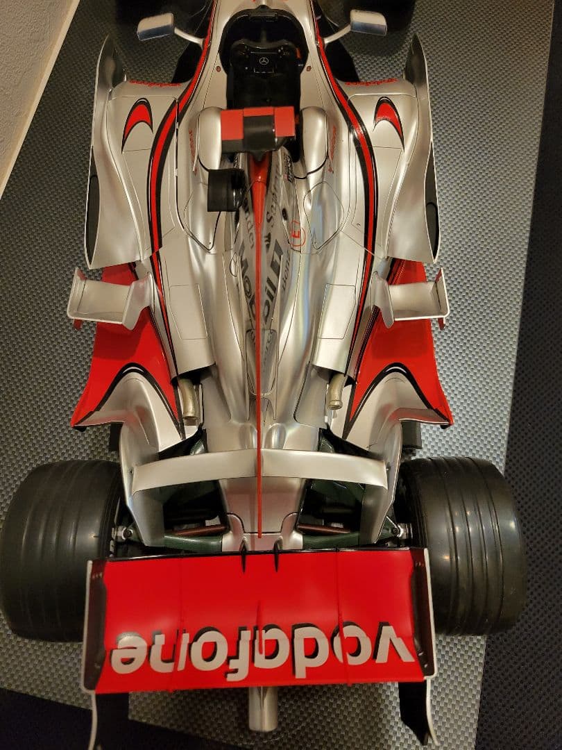 ディアゴスティーニ完成品　1/8 マクラーレンMP4-23　ハミルトン