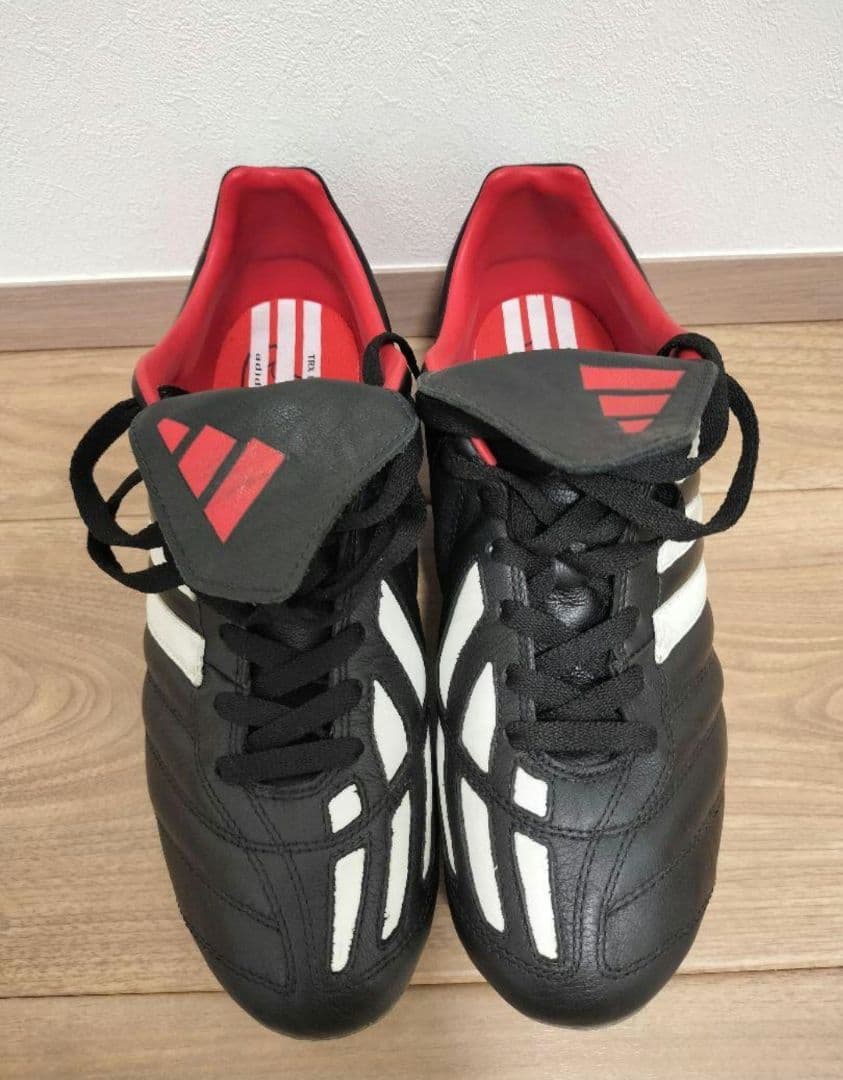 adidas ADIMANAD シューキーパー　モレリアナイロン袋　箱付き