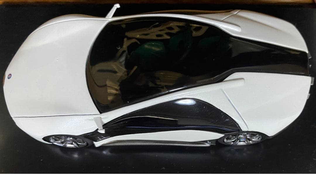 アルファロメオ　パンディオン　1/43 完成品　ベルトーネ　PANDION