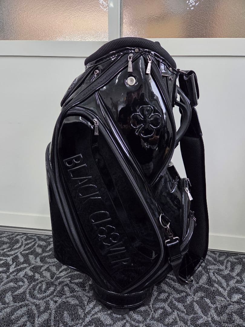 BLACK CLOVER キャディバッグ