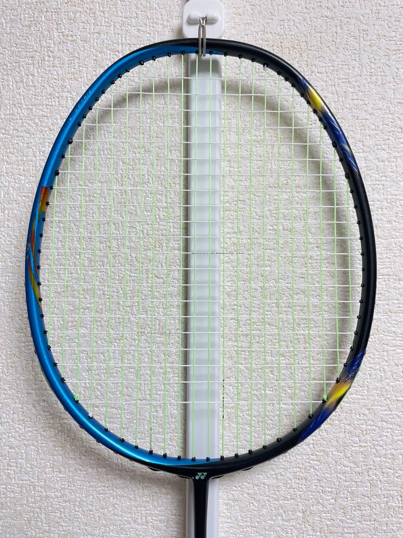 ヨネックスアストロクス77ブルー