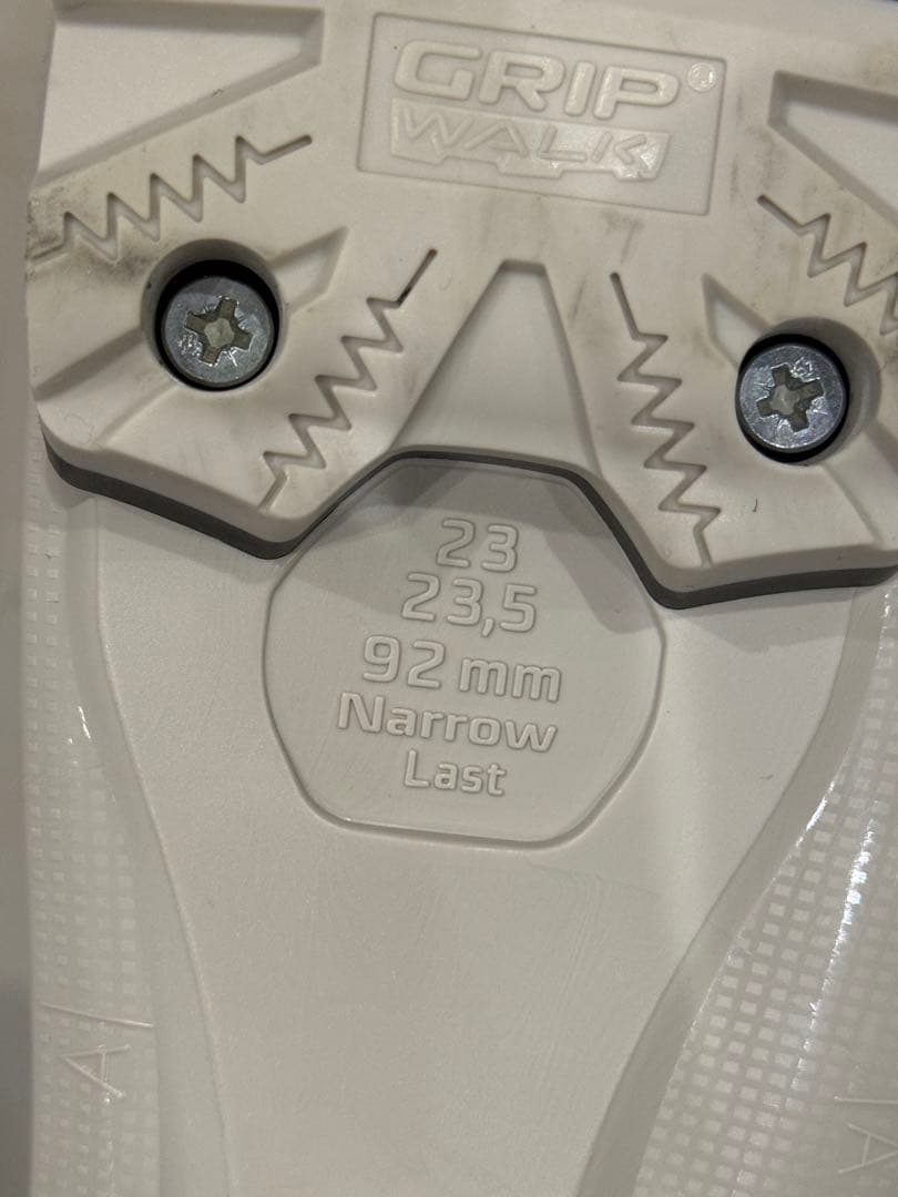 ATOMIC HAWX ULTRA 95s 23-23.5レディーススキーブーツ