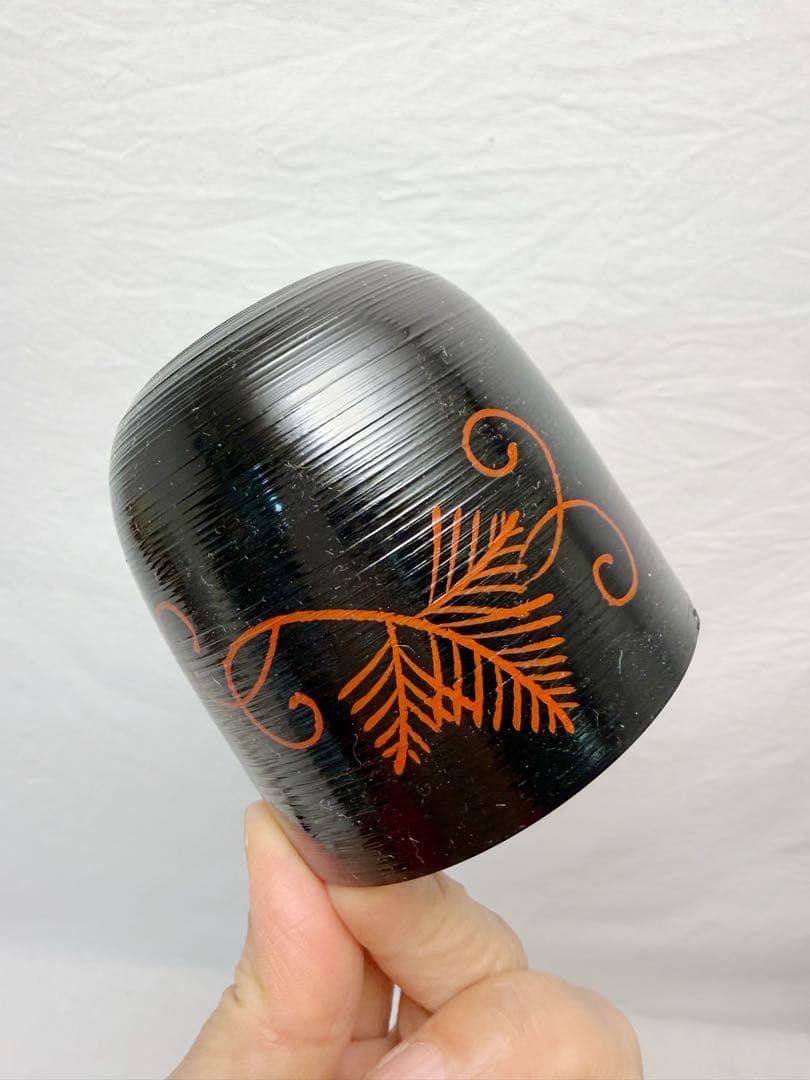 未使用 懐石道具 黒塗 葎型松葉蒔絵 箸洗 5客揃 刷毛目 小吸物椀 和食器元箱