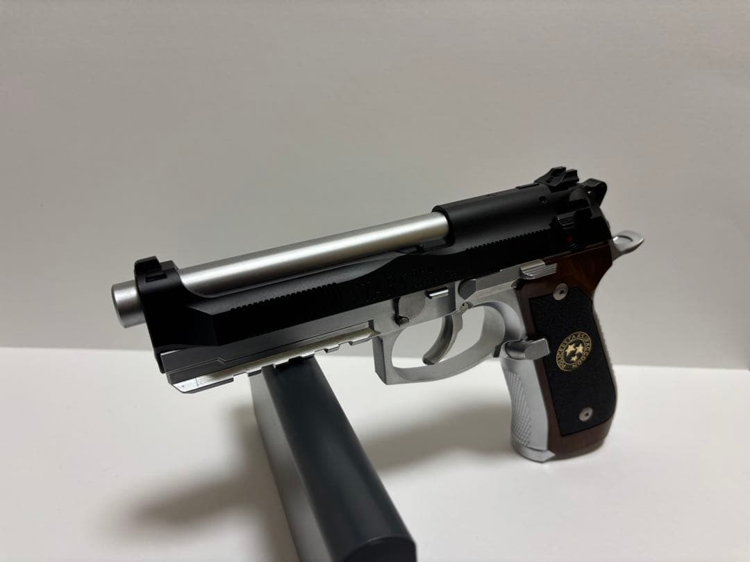 1/16まで！東京マルイサムライエッジアルバート・Wモデル01＋スペアマガジン