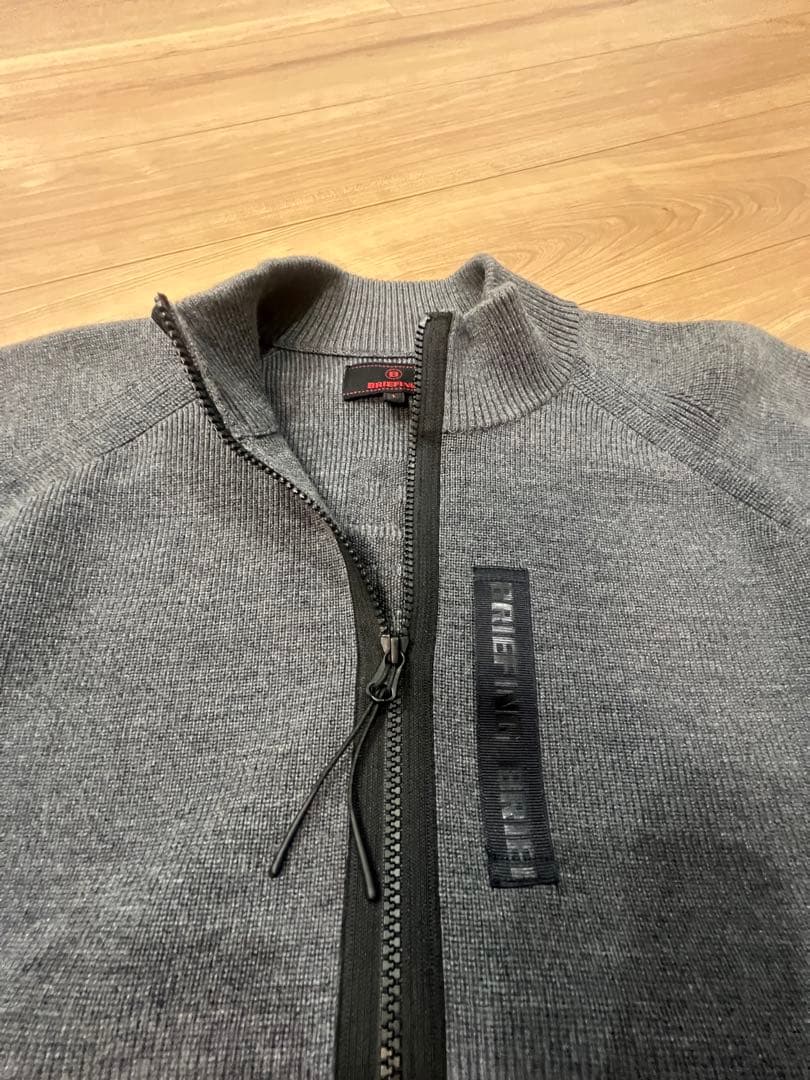 ブリーフィング ブルゾン
