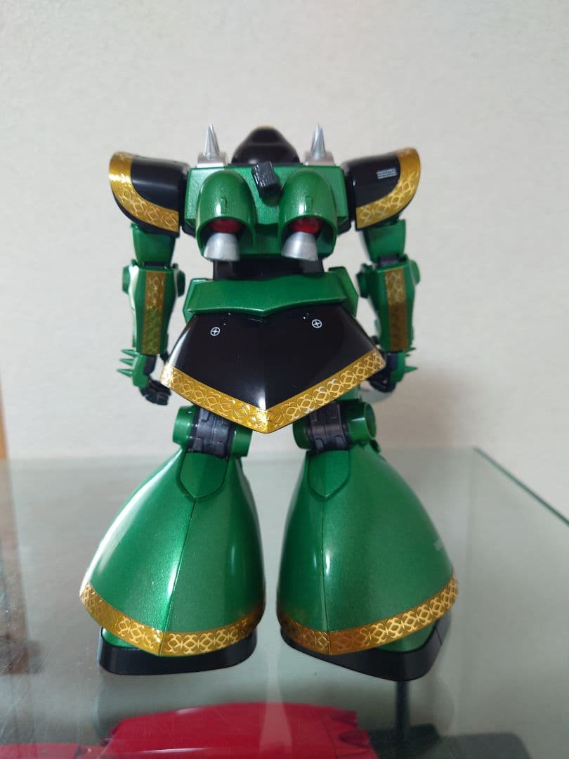 MG1/100MS-09RSシャア専用リックドムプラモデル完成品