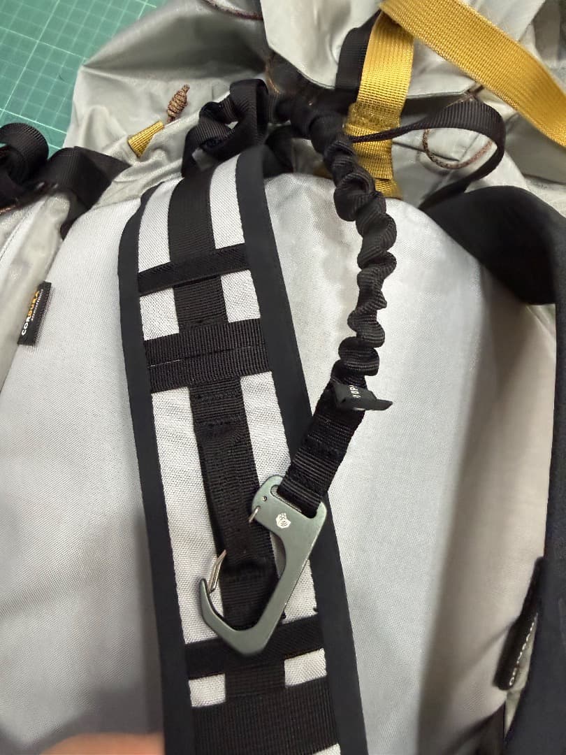 ＜美品＞MountainHardwear 軽量バックカントリー向けザック