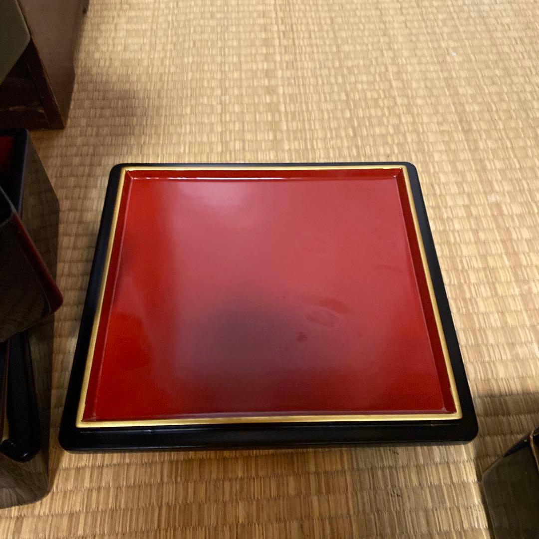 木製黒塗重箱　家紋入り　黒無地