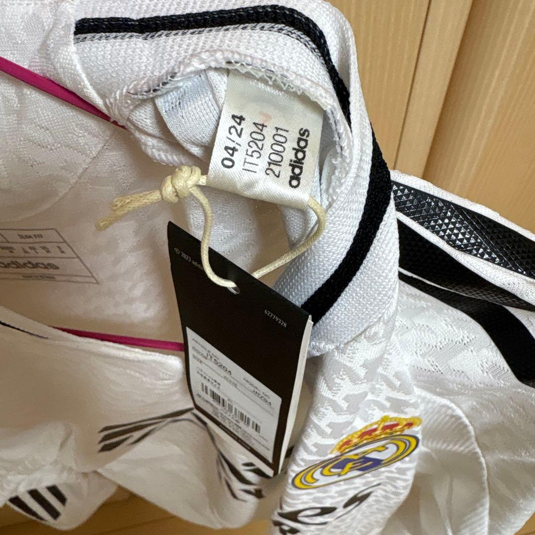 24-25 レアル・マドリード  オーセンティック長袖ユニフォーム