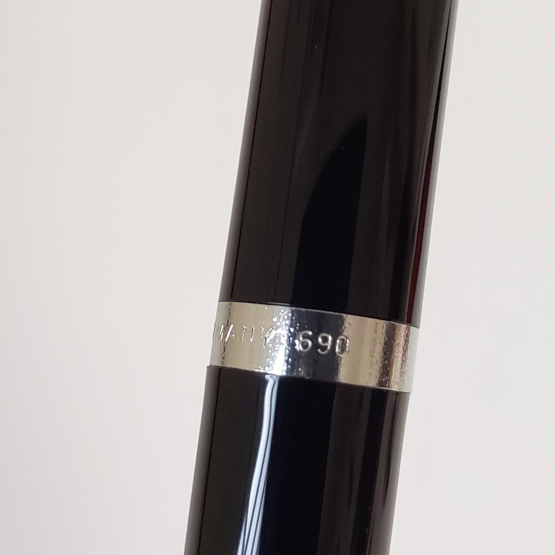 MONTBLANCモンブラン　ボールペン　外箱付き