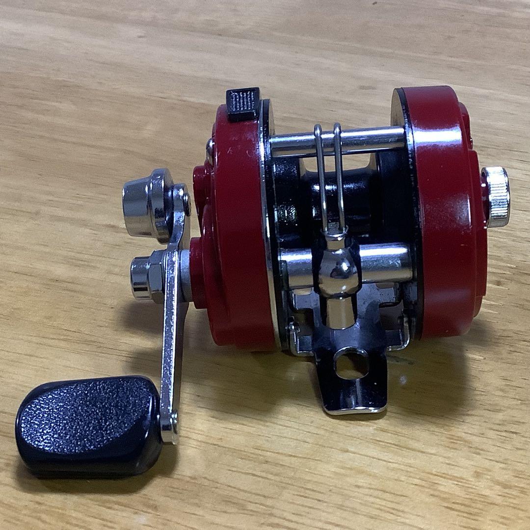 【美品】ビンテージ　Daiwa ダイワ　ミリオネア　ST-1000