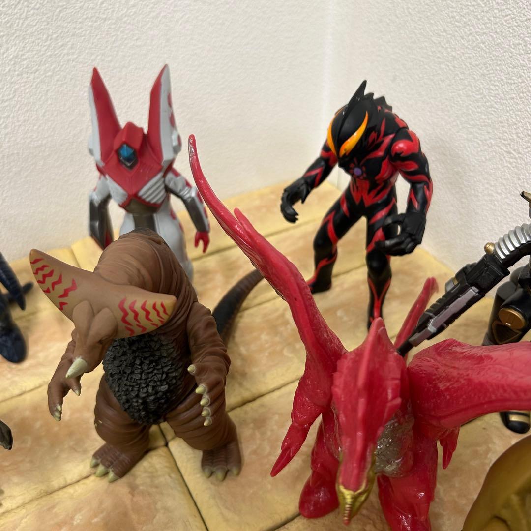 ウルトラマン　怪獣フィギュア 15体セット
