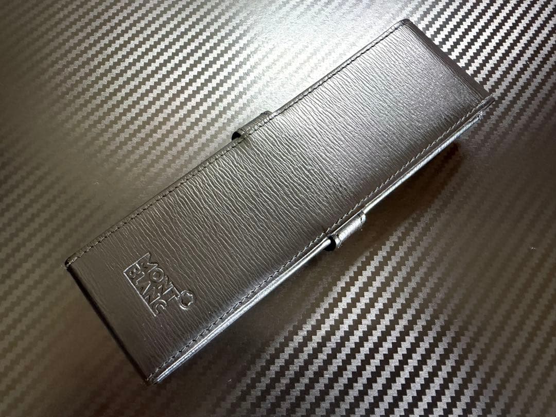 未使用に近い モンブラン レザーペンケース 2本差し ブラック 箱 袋 書類付き
