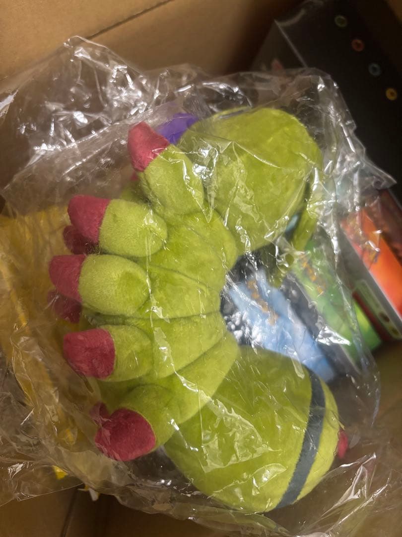 ワームモン　ぬいぐるみ