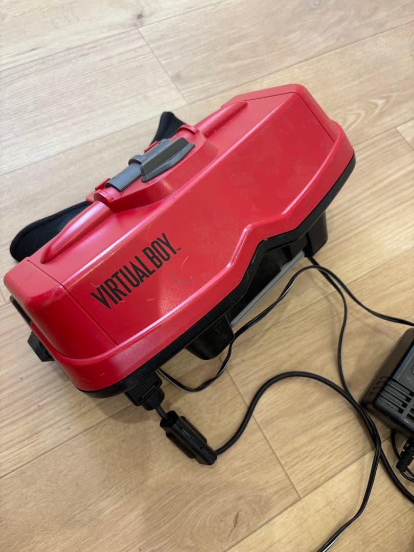 VIRTUAL BOY バーチャルリアリティヘッドセット