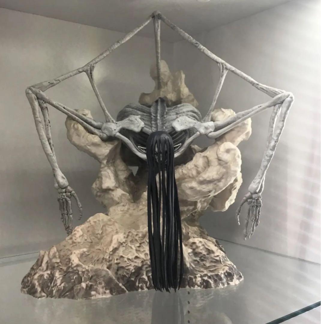 一番くじ　進撃の巨人　ラストワン賞　終尾の巨人　フィギュア