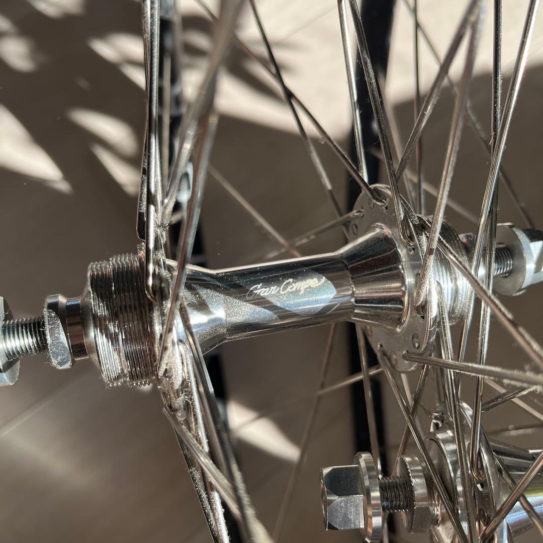 H plus son the hydra grancompeハブ　完組ホイール