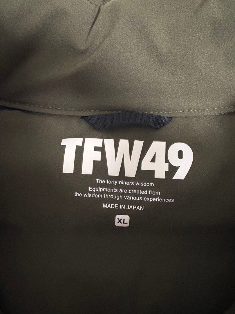 TFW49 ダウン ブルゾン XL ゴルフ カーキ 美品 アウター