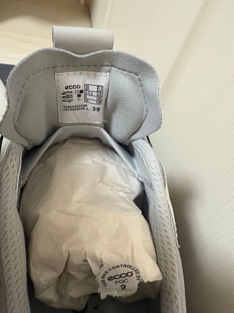 新品未使用　試着のみ ECCO ゴルフシューズ BOAシステム ホワイト