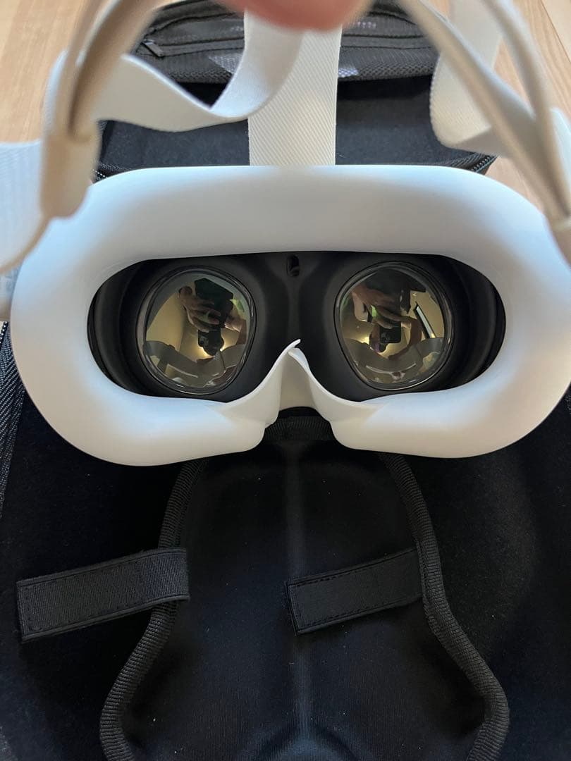 【美品】 Quest3 128GB ＋収納ケース＆シリコンカバー付き