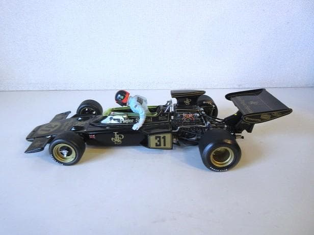 特価 exoto (1/18) ロータス 72D E.フィティバルディ②